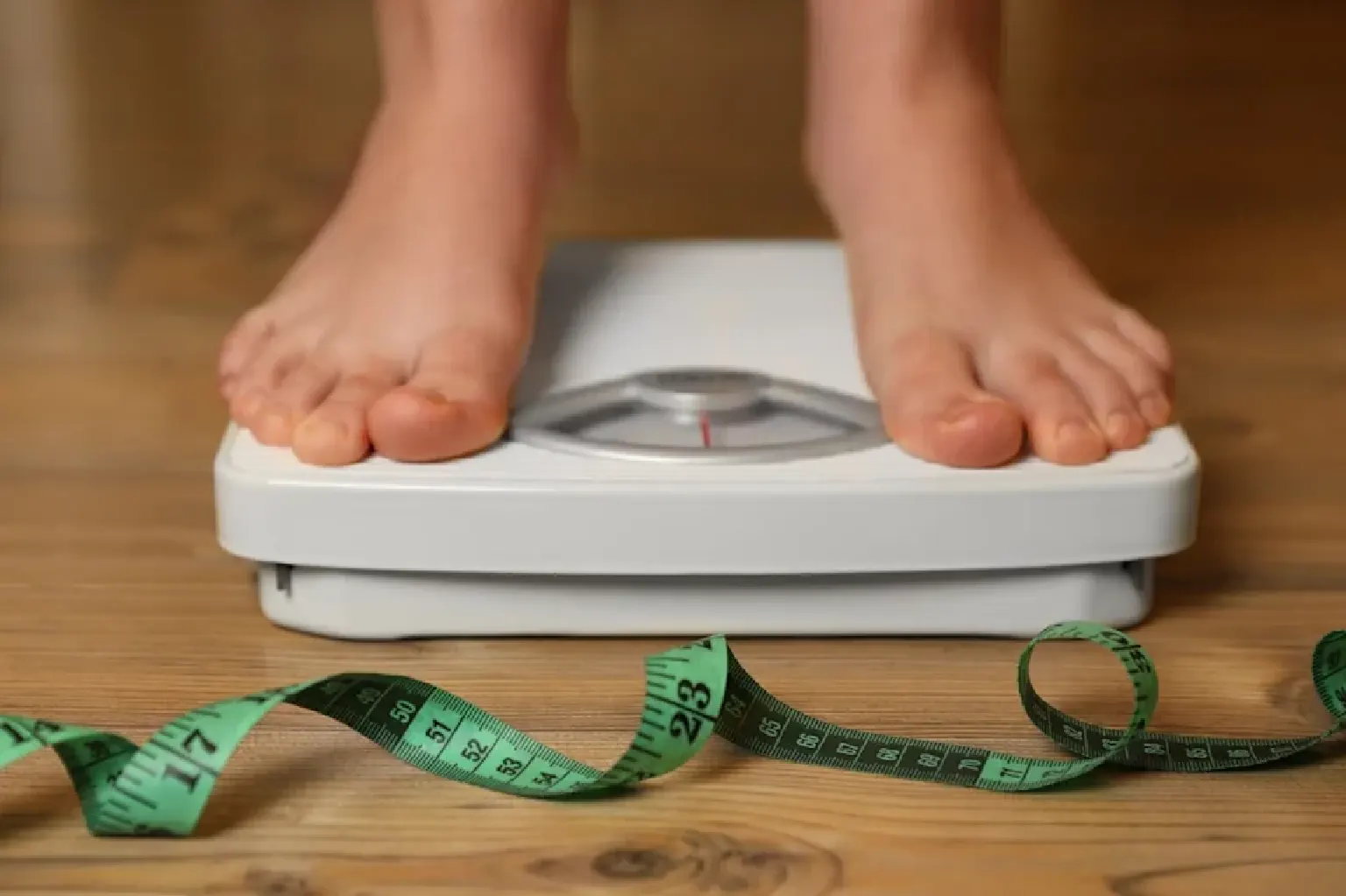 Periodic weight and health indicator monitoring